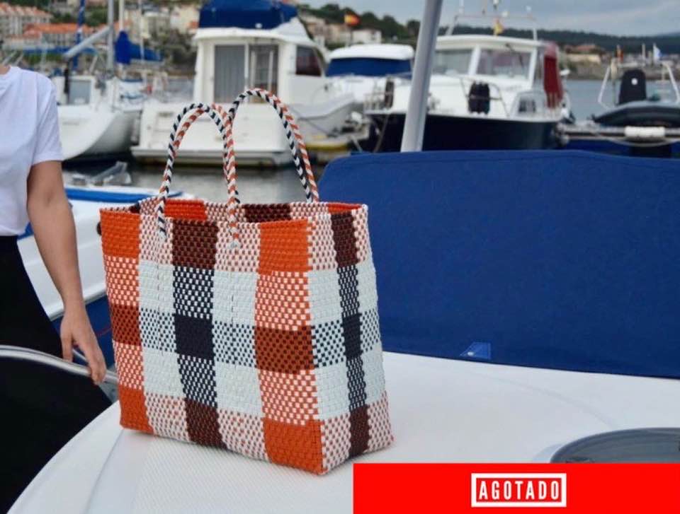 BOLSA GRANDE 'TARTÁN' - NARANJA/NEGRO