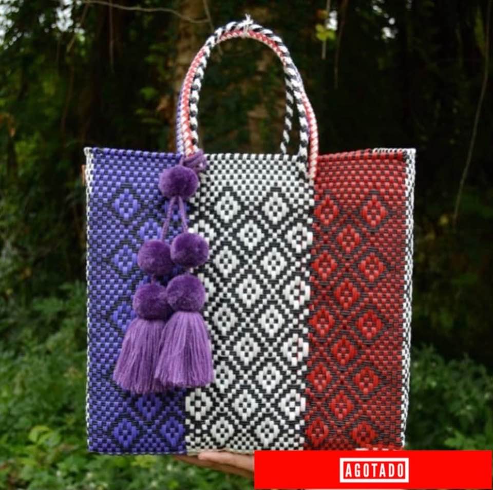 BOLSA MEDIANA 'ROMBOS' FRANJAS VERTICALES MORADO & ROJO