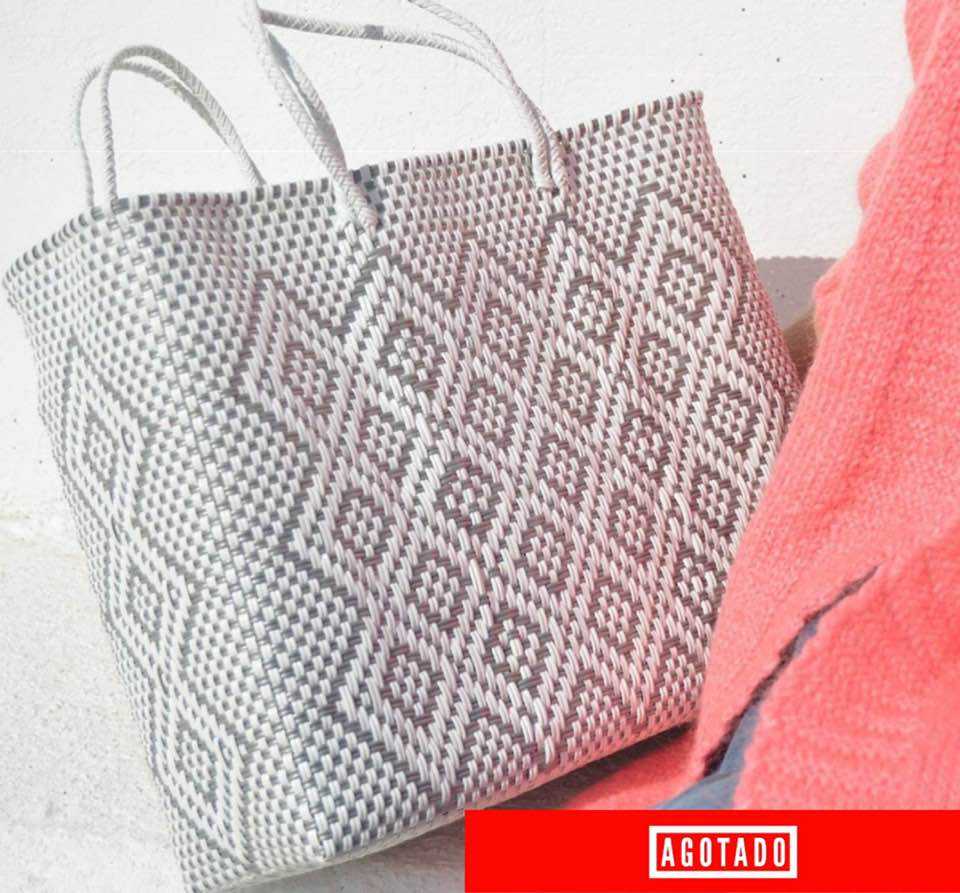 BOLSA GRANDE 'HONEYCOMB' BLANCO & PLATA