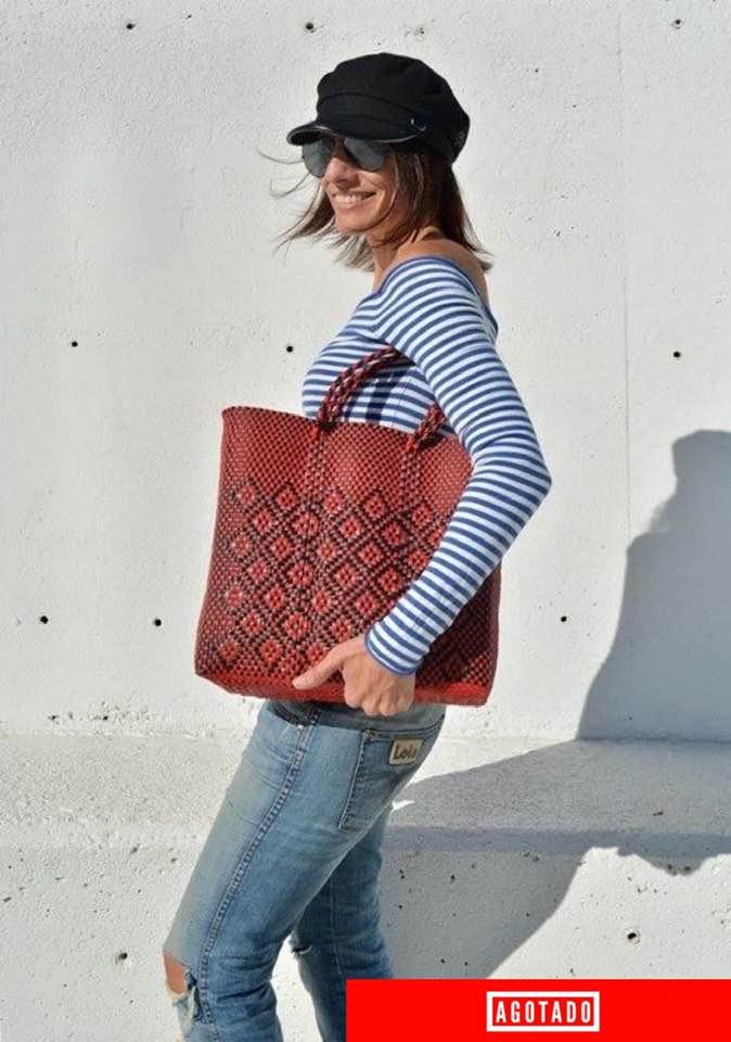 BOLSA MEDIANA 'ROMBOS' ROJO/NEGRO