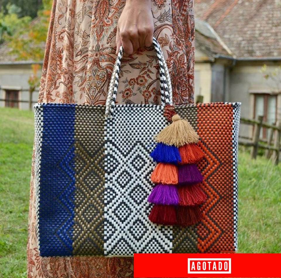 BOLSA GRANDE 'HONEYCOMB' FRANJAS VERTICALES AZUL/ORO/NARANJA