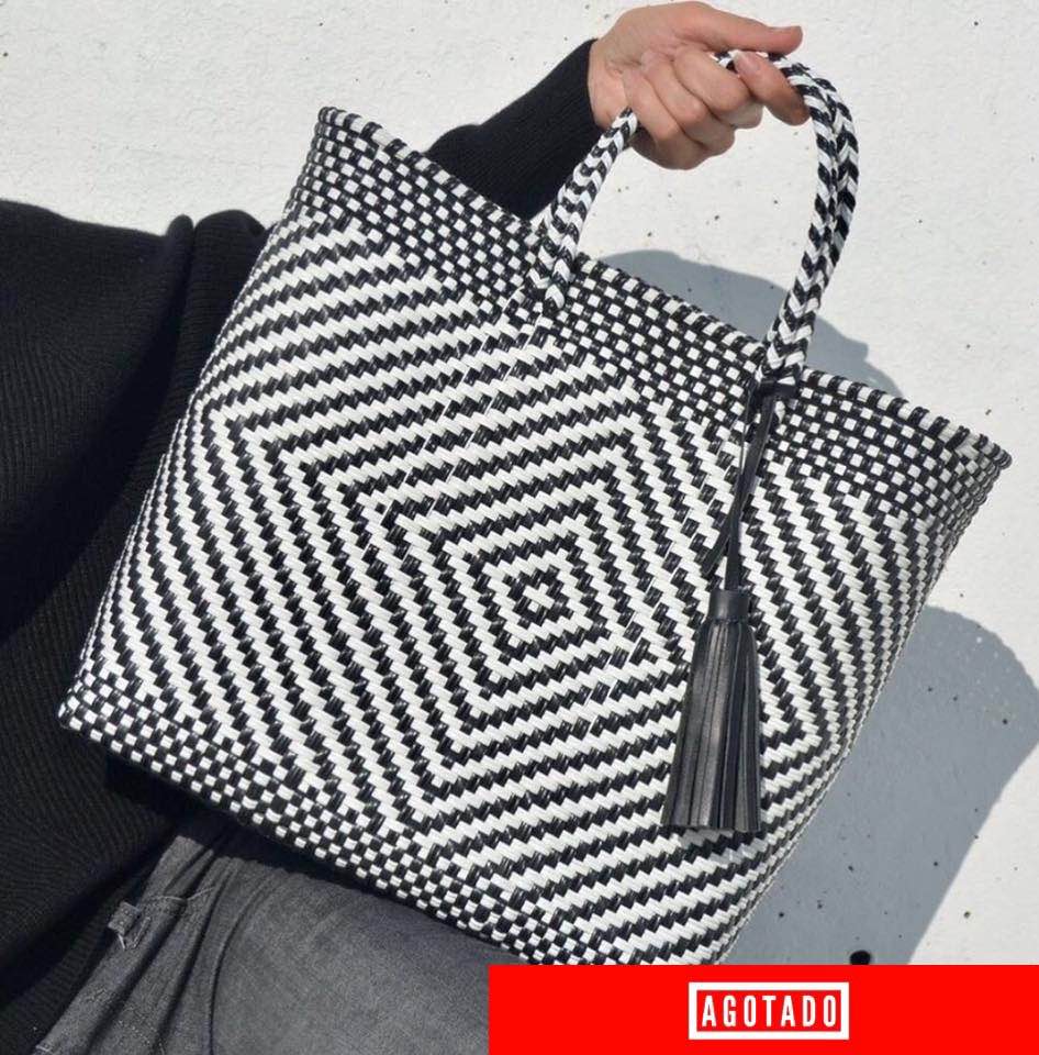 BOLSA MEDIANA 'HYPNOTIC' BLANCO & NEGRO