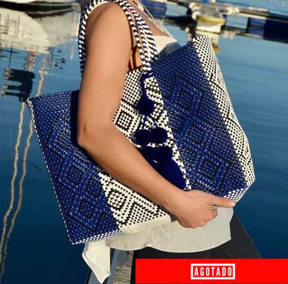 BOLSA GRANDE 'HONEYCOMB' FRANJAS VERTICALES AZUL MARINO