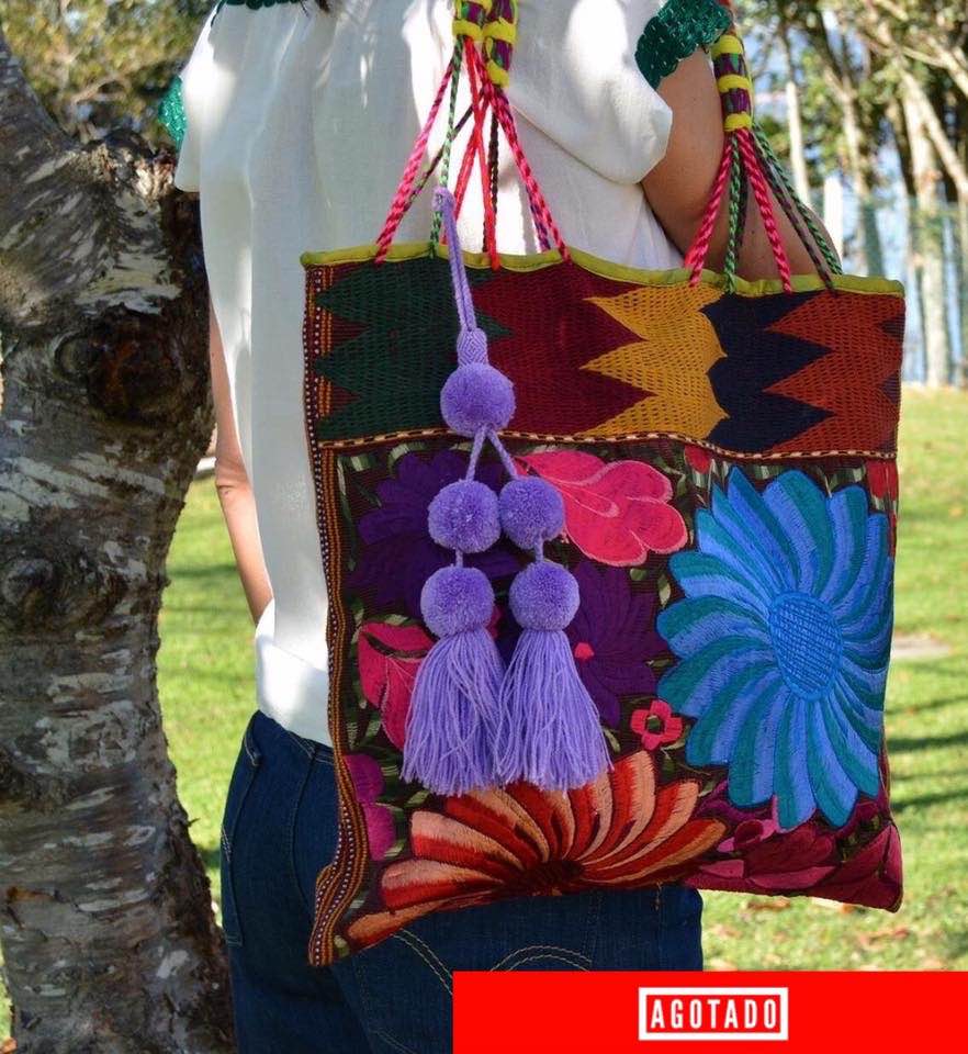 MAXI BOLSA FLORES BORDADAS (B-3)